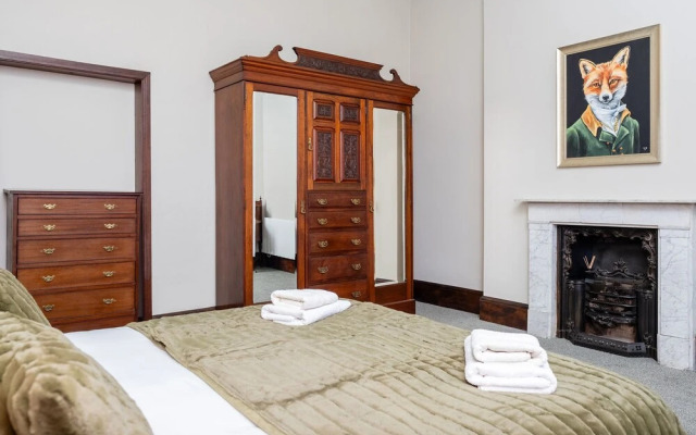 Watermouth Castle, West Tower Apartment