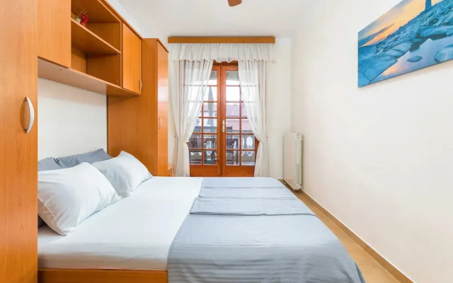 Seaside Apartment in Fazana - Two Bedrooms