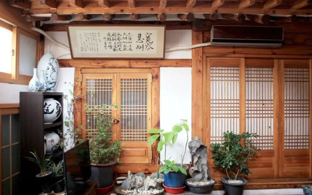 Yeondang Guesthouse
