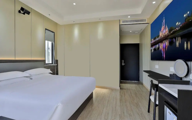 Yinshu Lunas Vila Courtyard Garden Resort  (Shanghai International Tourism Resort Branch)