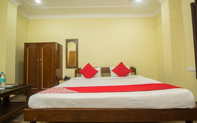 SS Lodge By OYO Rooms