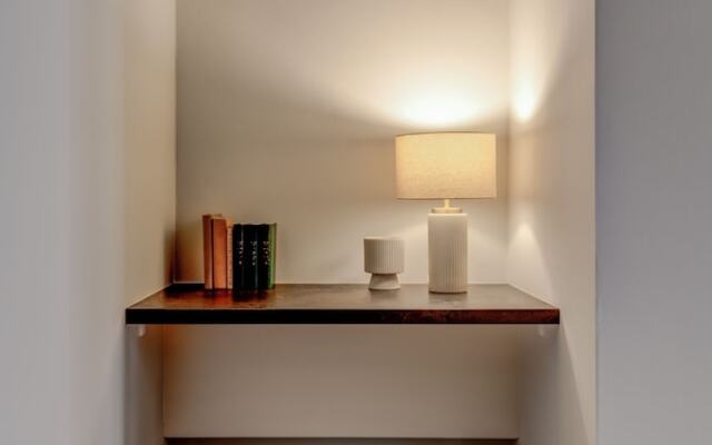 Отель Nerudova 211