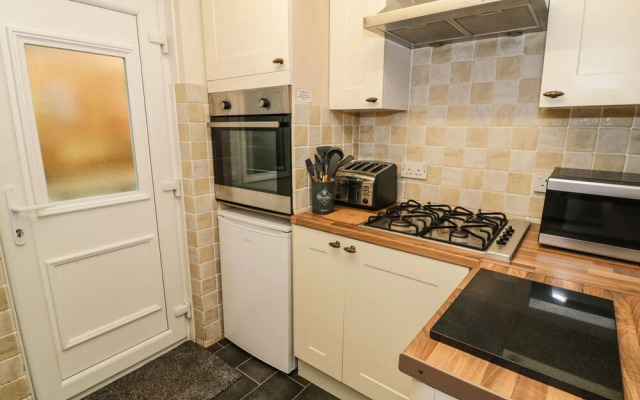Glan-yr-afon Cottage