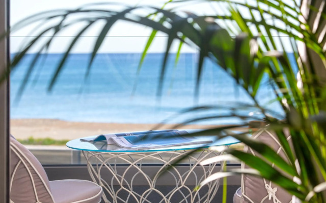Pearl SeaBreeze Suites