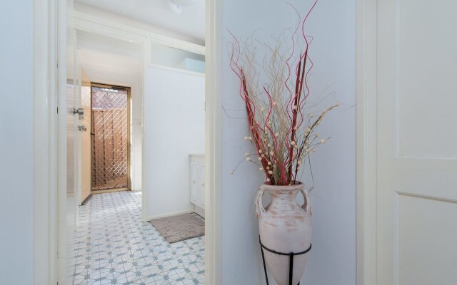 Ronald Avenue, 45, Villa Floridiana