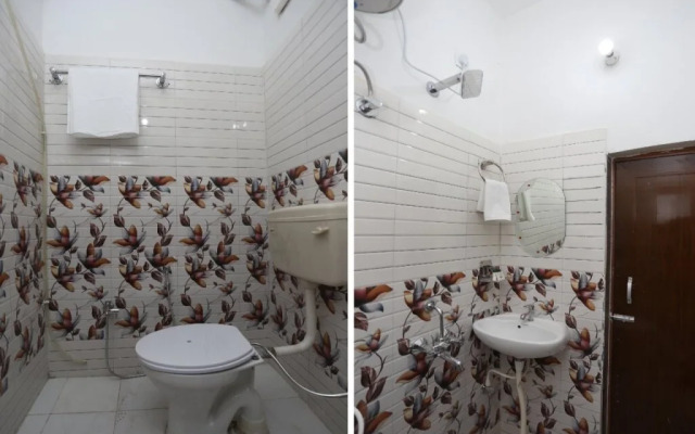 Hotel Baswari By OYO Rooms