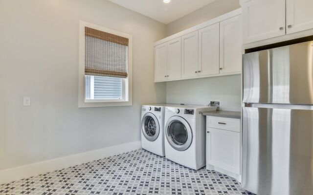 The Conch Castle 5 Bedroom Home