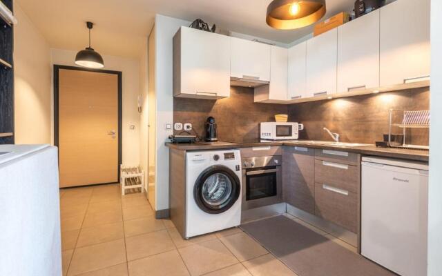 Apartment for 2 600 meters from the lake