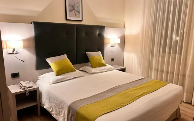 Hotel Aurora