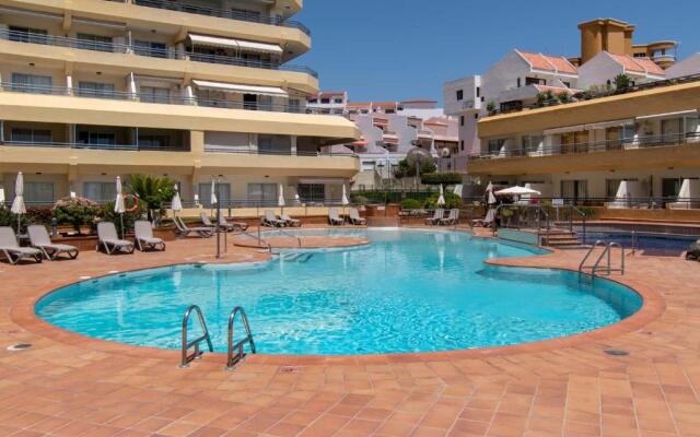 Santa Maria 105 - Two Bed with sea views