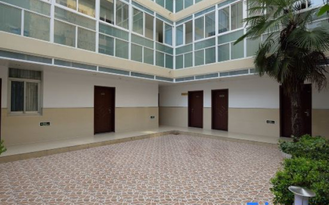 Nanjing University Logistics Service Group Youyuan Hotel