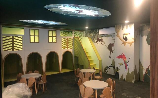 BRAND NEW STUDIO 38th Street