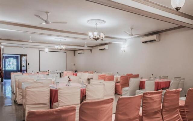 Mulberry Araliayas Resort & Spa