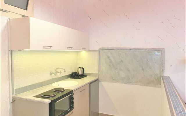 Hermes Korifi Suites Private Apartment