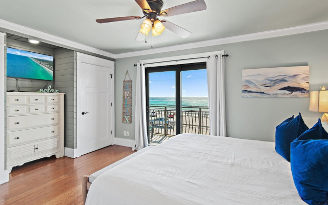 Costa Vista Townhouse #13