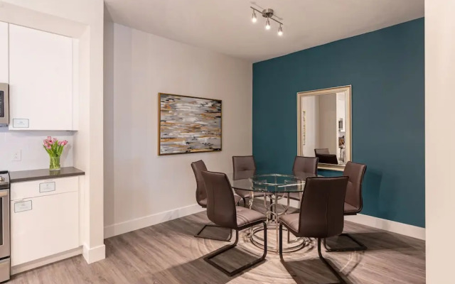 The Pointe Condos by Barsala