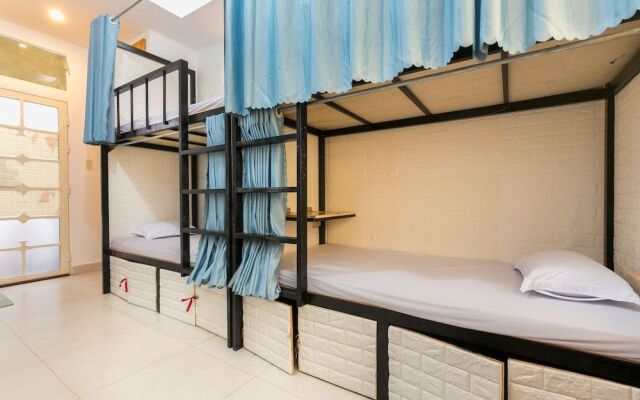 OYO 760 Ceo House Homestay - Hostel