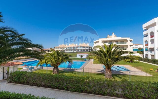500m De La Plage Avec Piscine