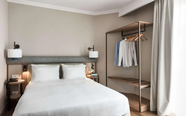 Ambasciatori Hotel Mestre Venice, Tapestry Collection by Hilton