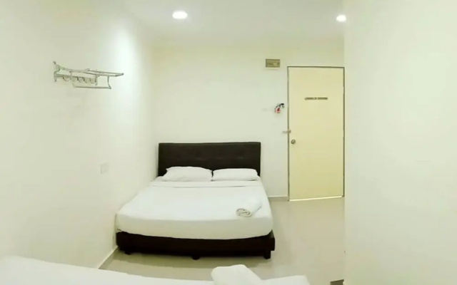 Cattleya Glory Hotel