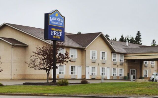 Lakeview Inn & Suites - Edson East