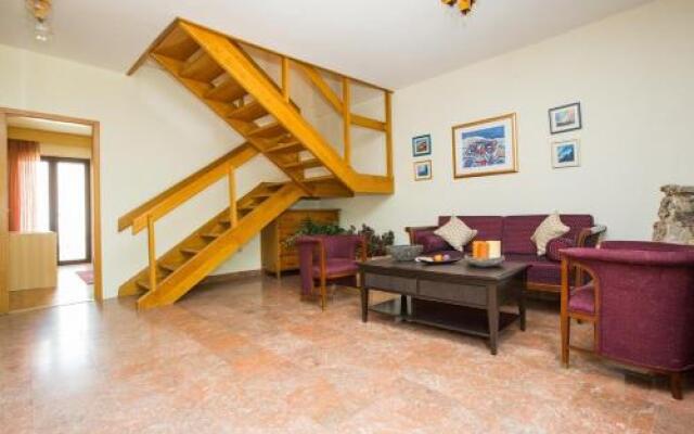 Apartment Macan