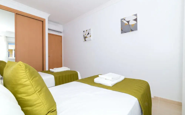 Albufeira Sunny Apartment 2 by Homing