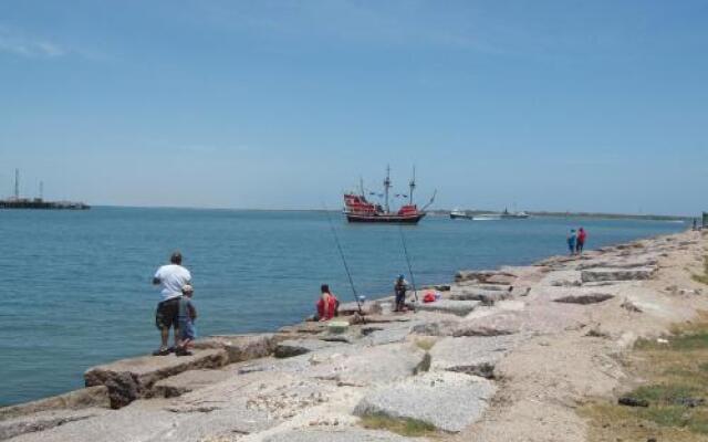 Courtyard #123 Condo