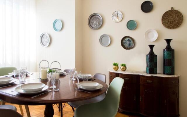 Sunny 4 Bedroom Apartment - with View