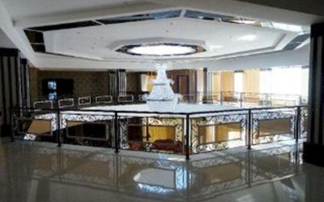 Zarafshan Grand Hotel
