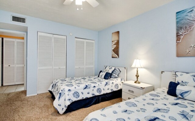 Runaway Bay Resort by BBG