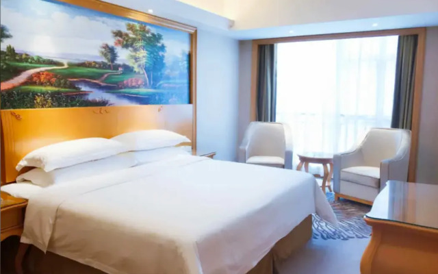 Vienna Hotel Foshan Airport