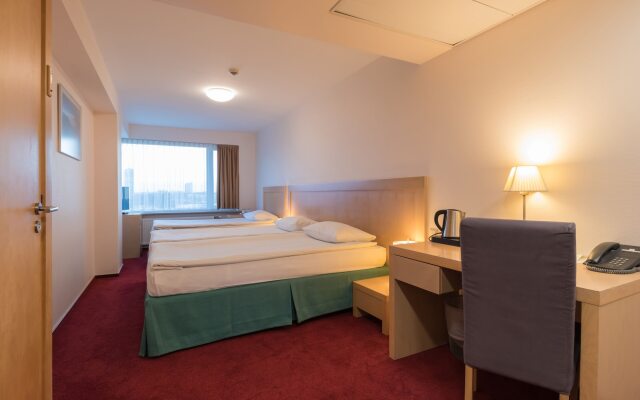 Riga Islande Hotel with FREE parking