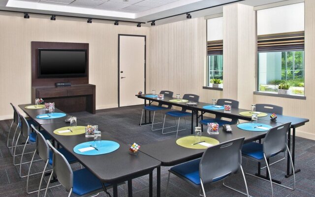 Aloft Charlotte Ballantyne