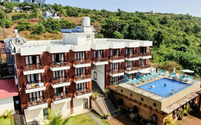 Oxygen Resorts Morjim Goa