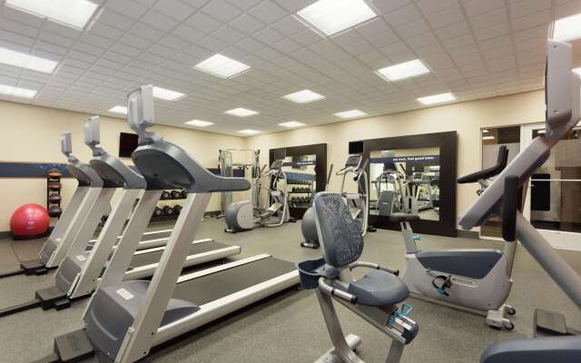 Hampton Inn & Suites Parkersburg Downtown