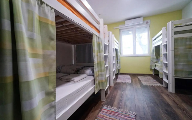 Oasis hostel