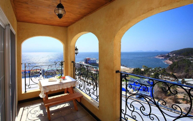 Wind Garden Pension