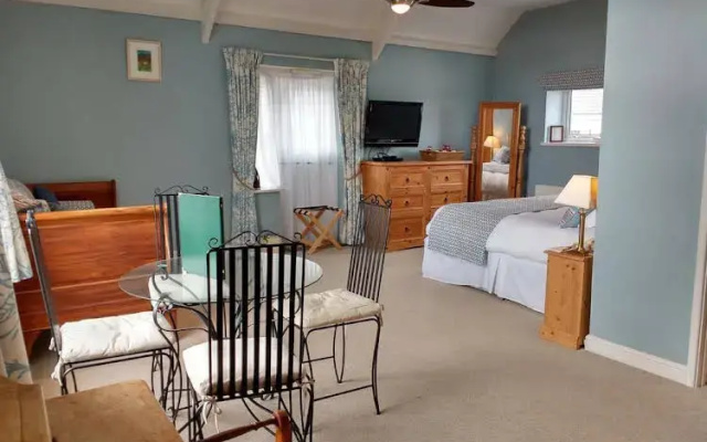 Fernhill Hotel