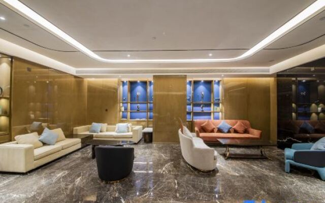 The Horizon Hotel