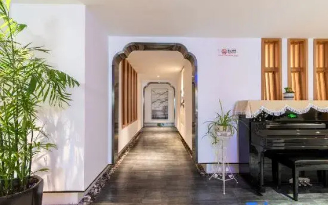 Yiyuan Business Inn