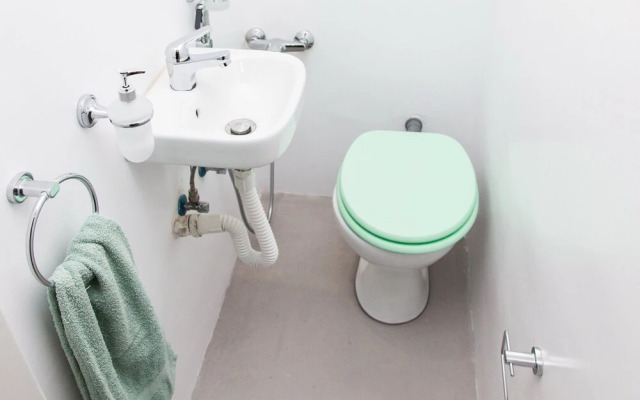 Stay in Fabulous Apartment in Athens