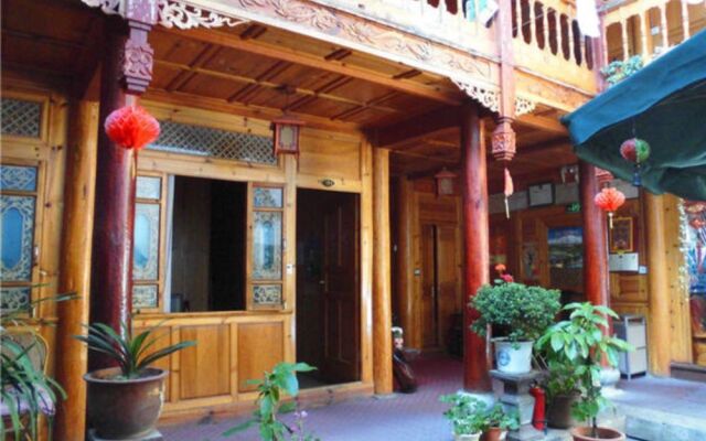 The Pearl Inn