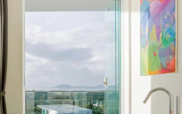 Yamu Hills Panoramic Ocean View 6 Bed Luxury Vila