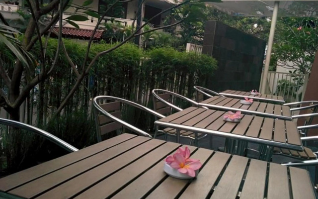 Sampit Residence Managed by FLAT06