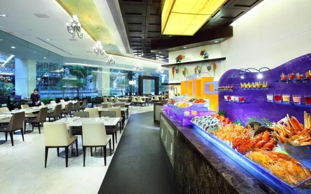 Отель The Robertson House by The Crest Collection