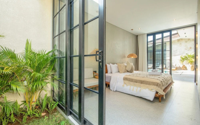 Villa Serai 5br to the Beach