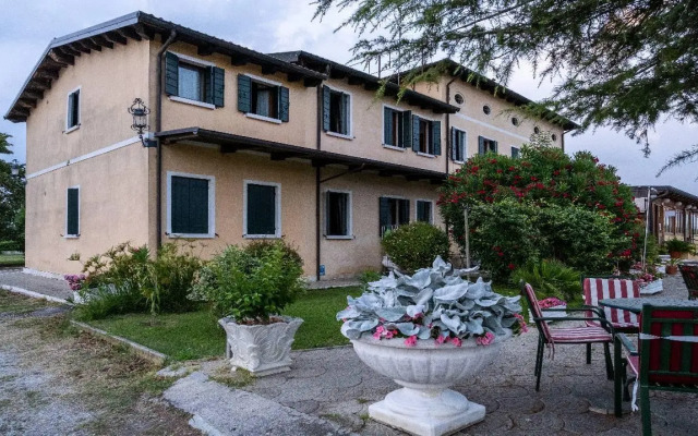 Hotel Villa Sara
