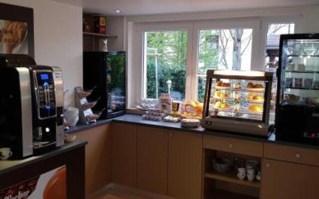 H41 Inn Hostel