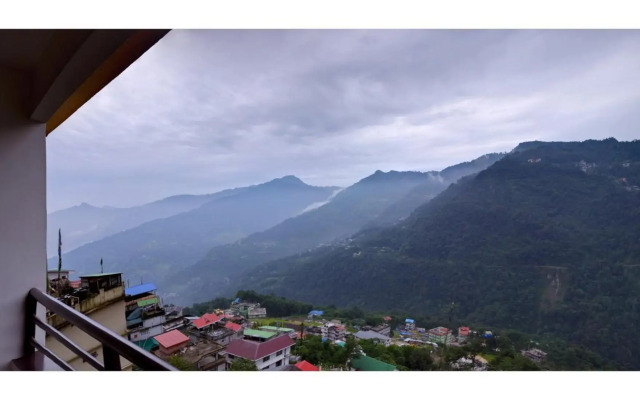 Udaan Woodberry Hotel & Spa